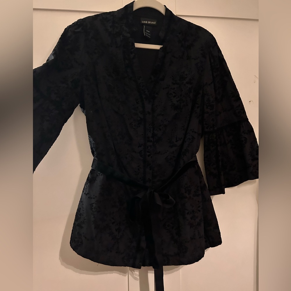 Black lane Bryant 14/16 100% cotton black on black velvet. Great for holidays.